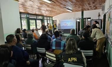 JORNADA DE PREVENCION DE INCENDIOS FORESTALES EN VILLA MASCARDI